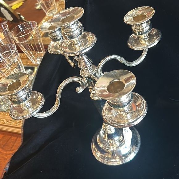 Beautiful pair of candelabras - Picture 3 of 5